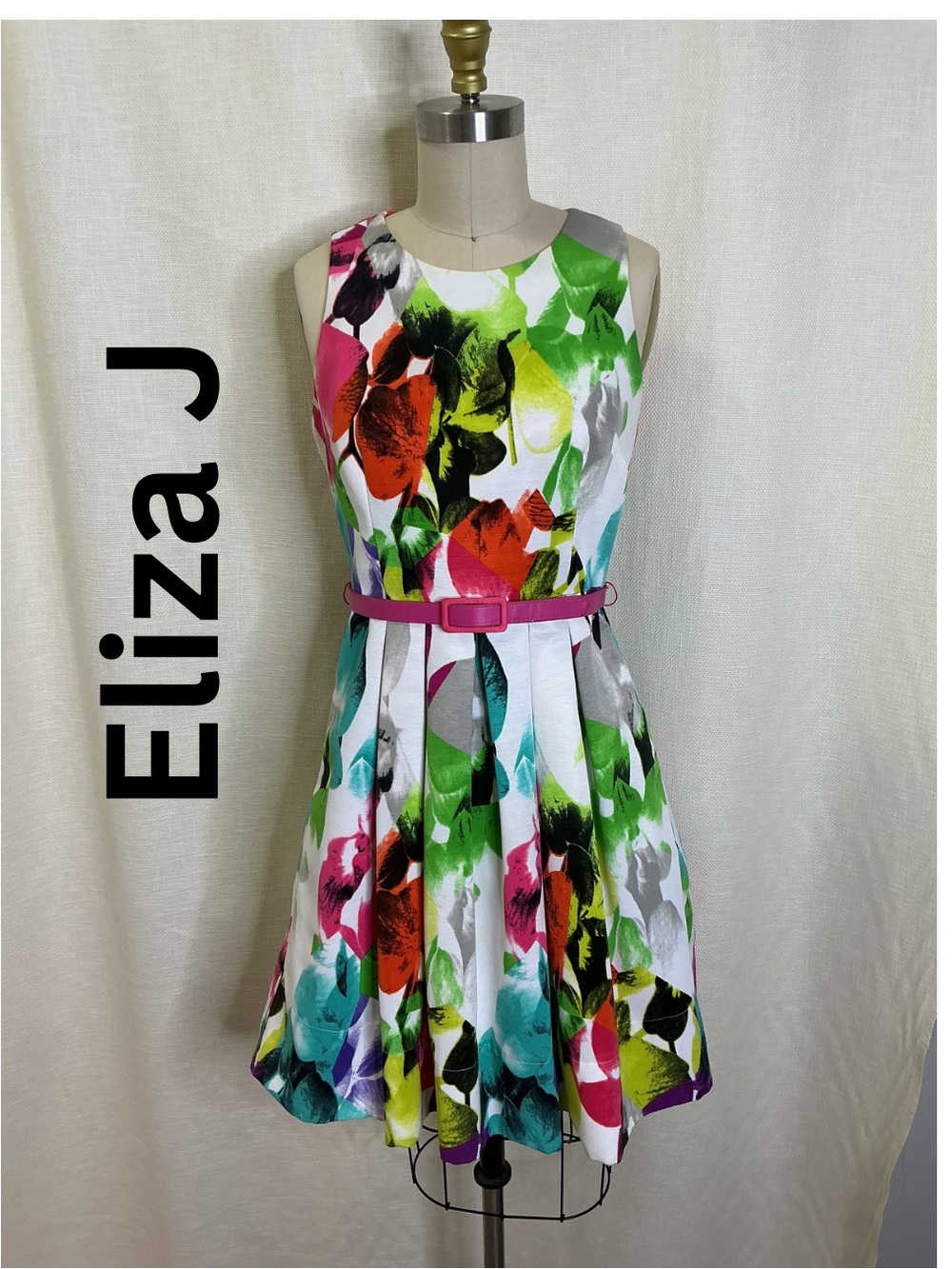 Eliza J Floral Fit Flare Dress Belted Petite 4P Bright Garden Party Sleeveless